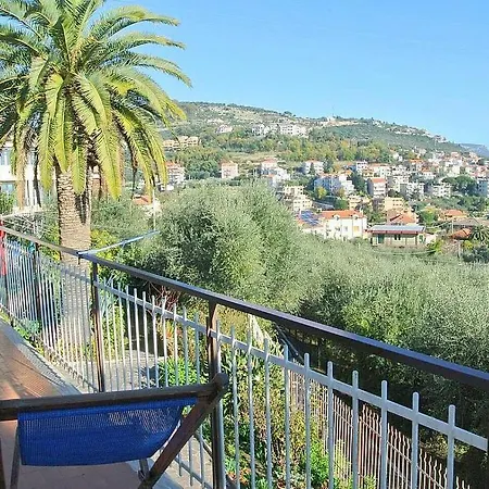 Ranzi Villa Sleeps 6 With Pool