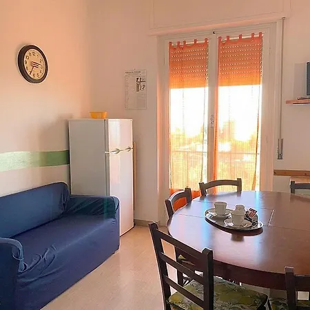 Ranzi Villa Sleeps 6 With Pool Appartamento