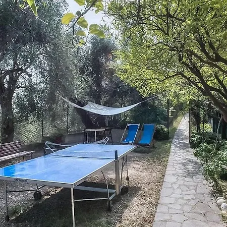 Ranzi Villa Sleeps 6 With Pool Appartamento